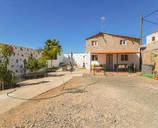 Exterior view of Country house for sale in San Bartolomé de Tirajana  with Private garden, Terrace and Storage room