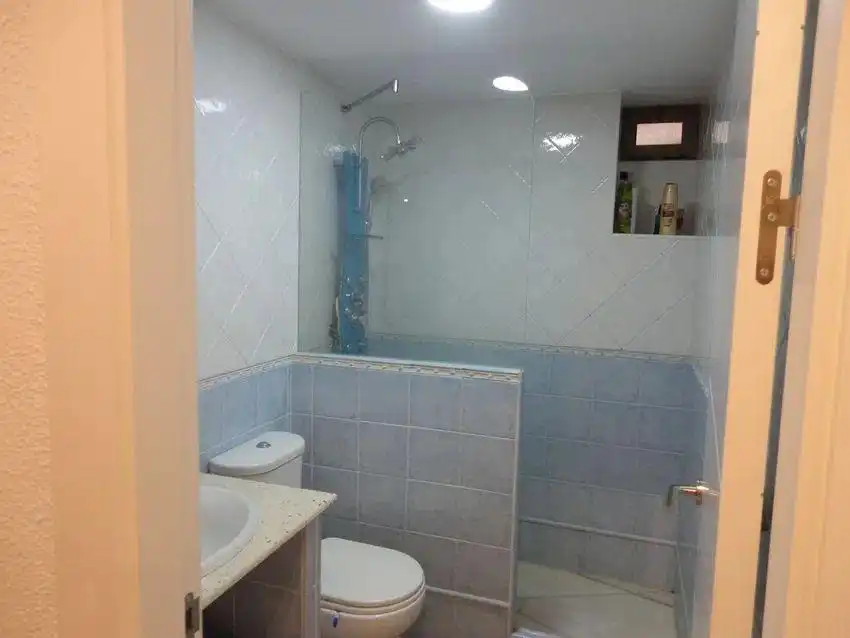 Bathroom of Houses for sale in Málaga  with Air Conditioner, Terrace and Community pool