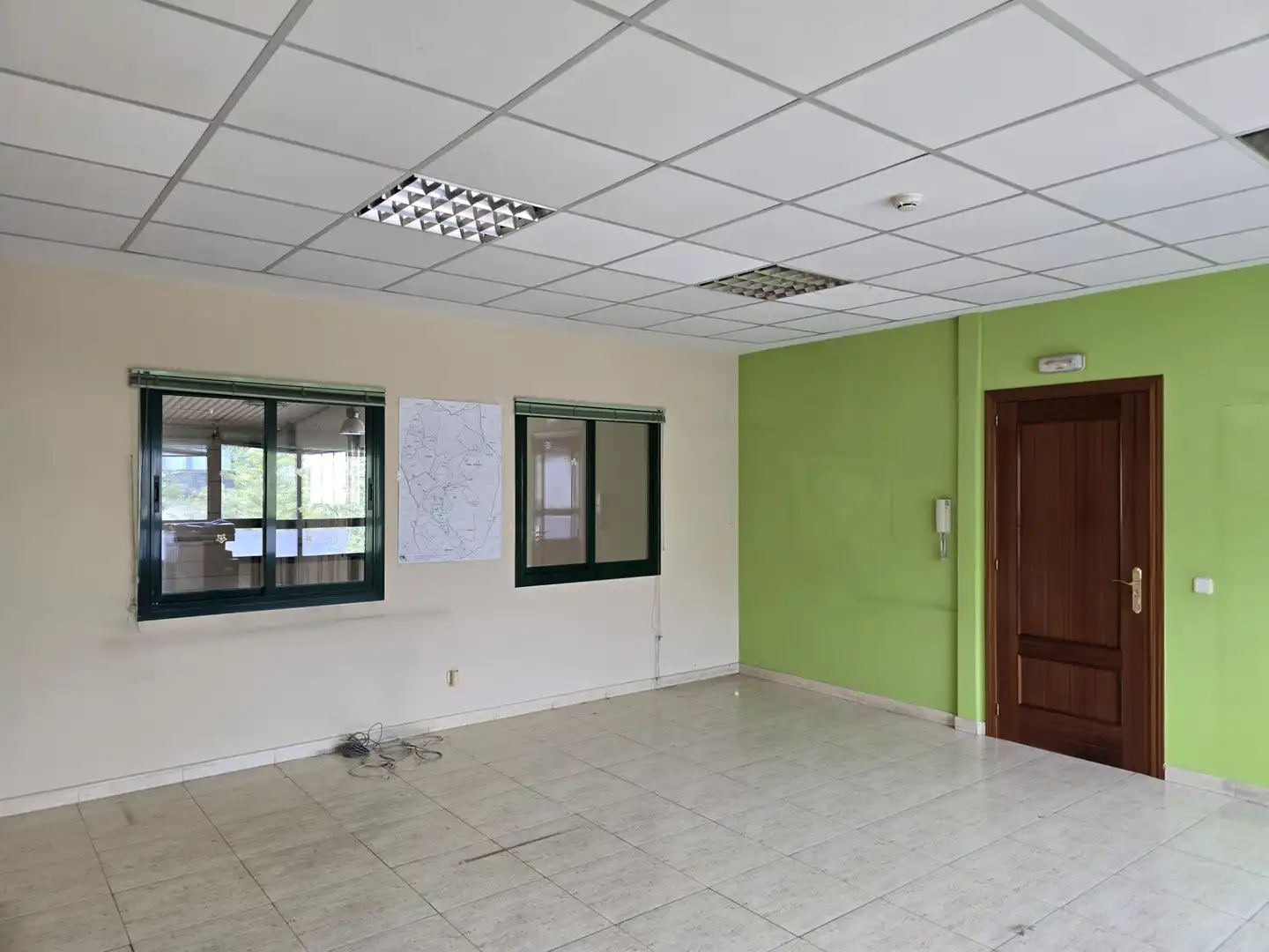 Nave industrial en alquiler en Urbanización Este - Montepríncipe, imagen 11
