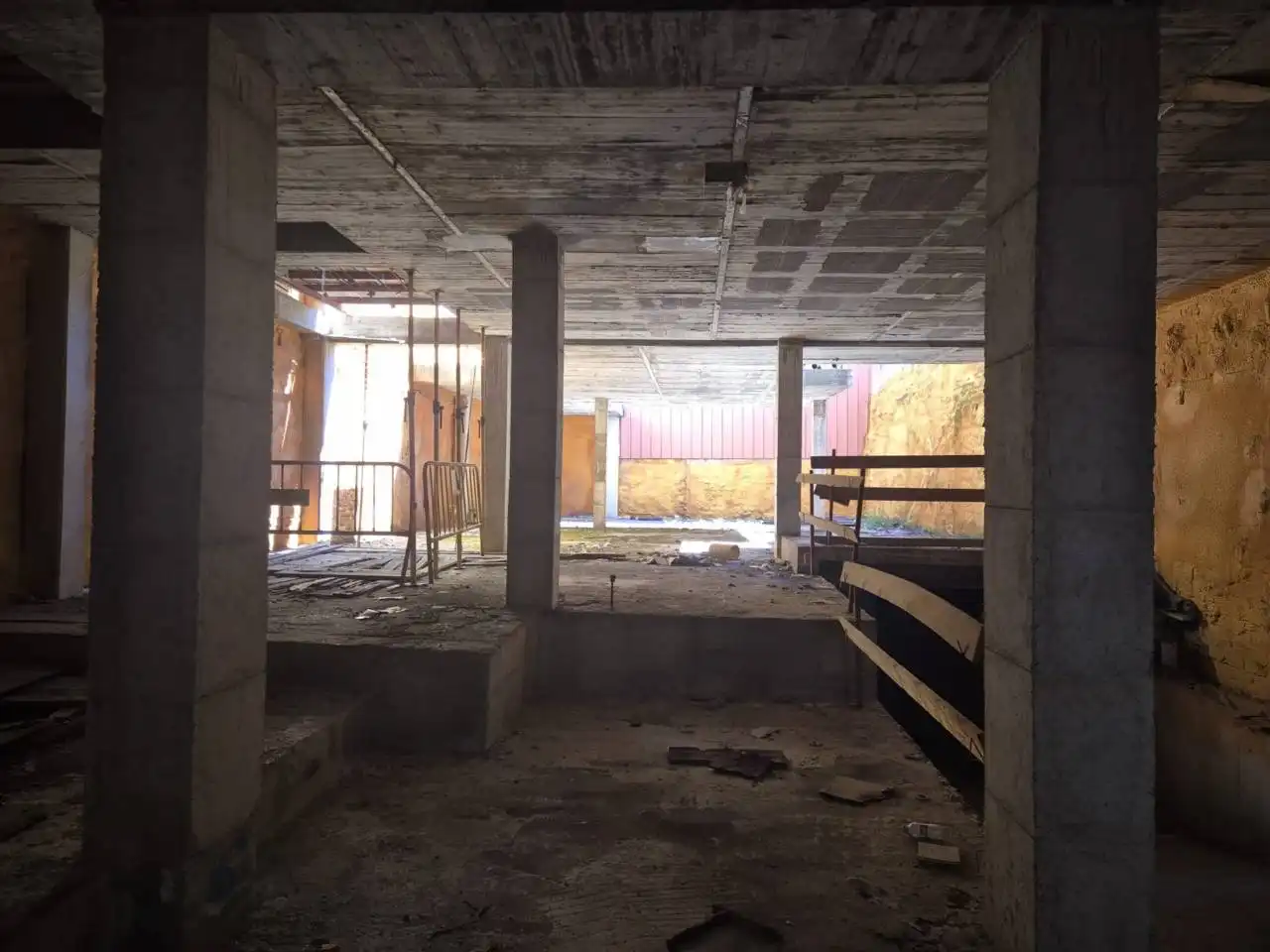Gebäude zum Verkauf in Terrassa