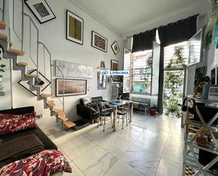Sala d'estar de Pis en venda en  Madrid Capital amb Aire condicionat i Calefacció