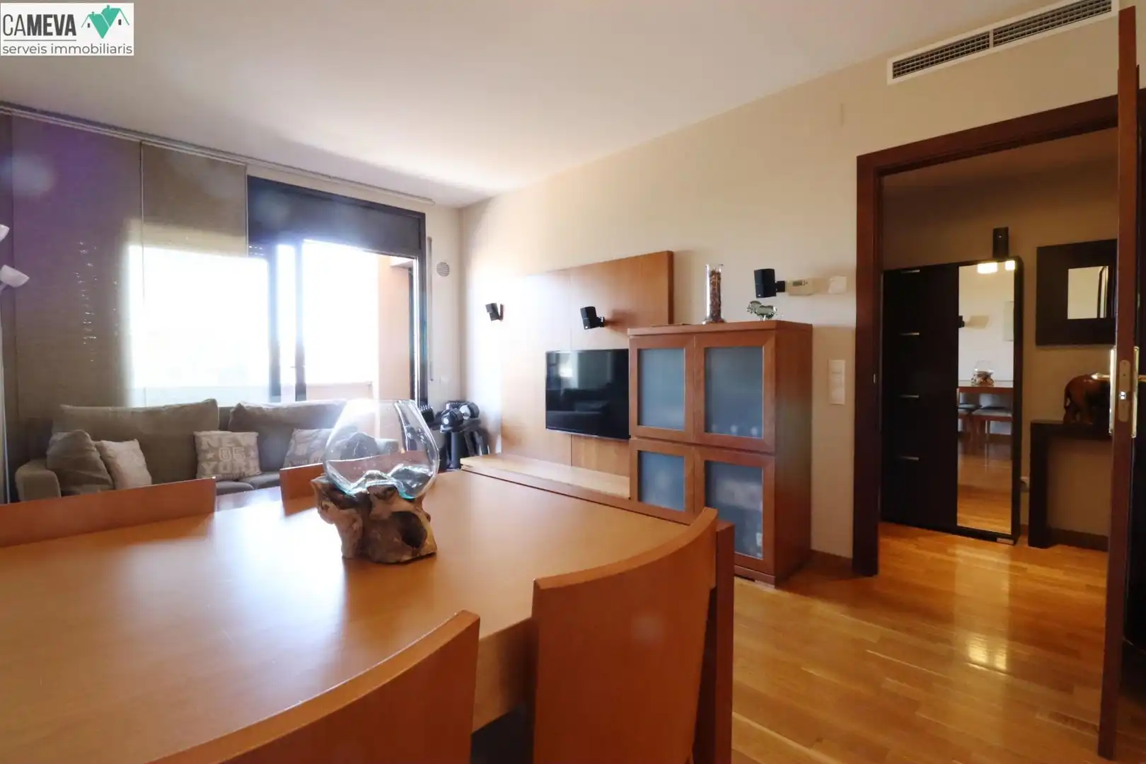Sala de estar de Piso en venta en Sabadell con Calefacción, Trastero y Amueblado