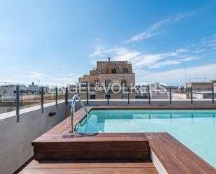Piscina de Apartament en venda en  Barcelona Capital amb Aire condicionat, Calefacció i Piscina