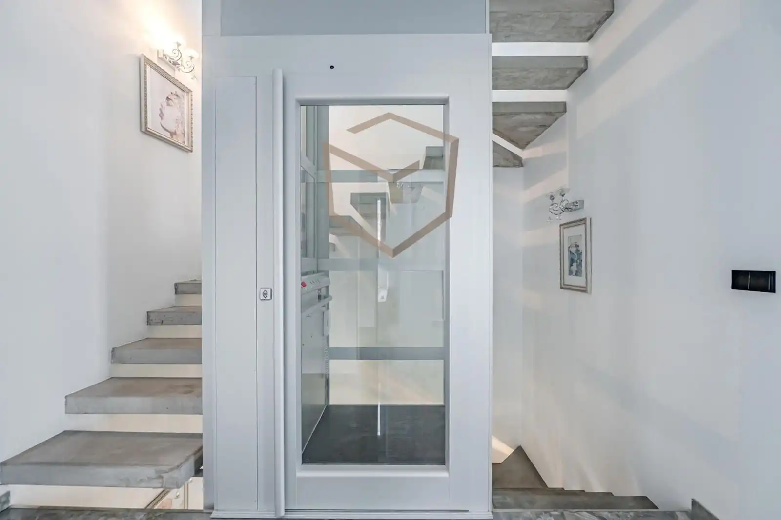 Einfamilien-Reihenhaus zum Verkauf in Pozuelo de Alarcón mit Klimaanlage, Heizung und Terrasse