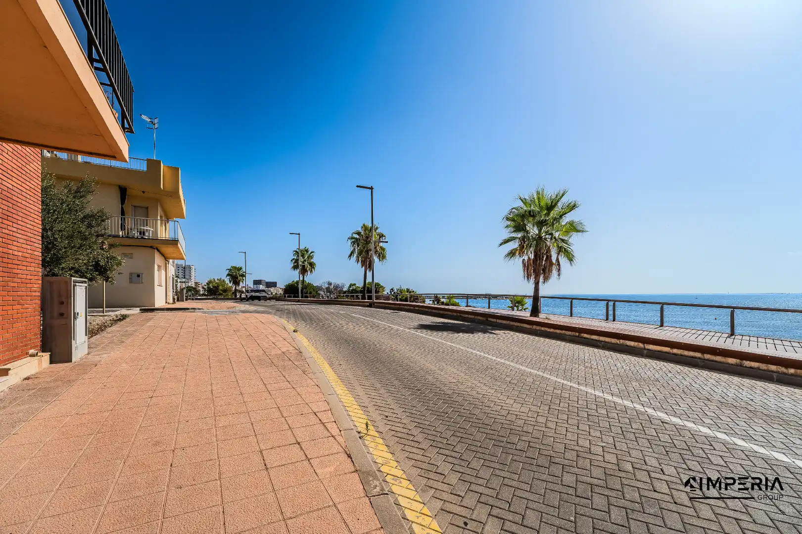 Vista exterior de Apartamento en venta en L'Ampolla con Aire acondicionado, Calefacción y Terraza