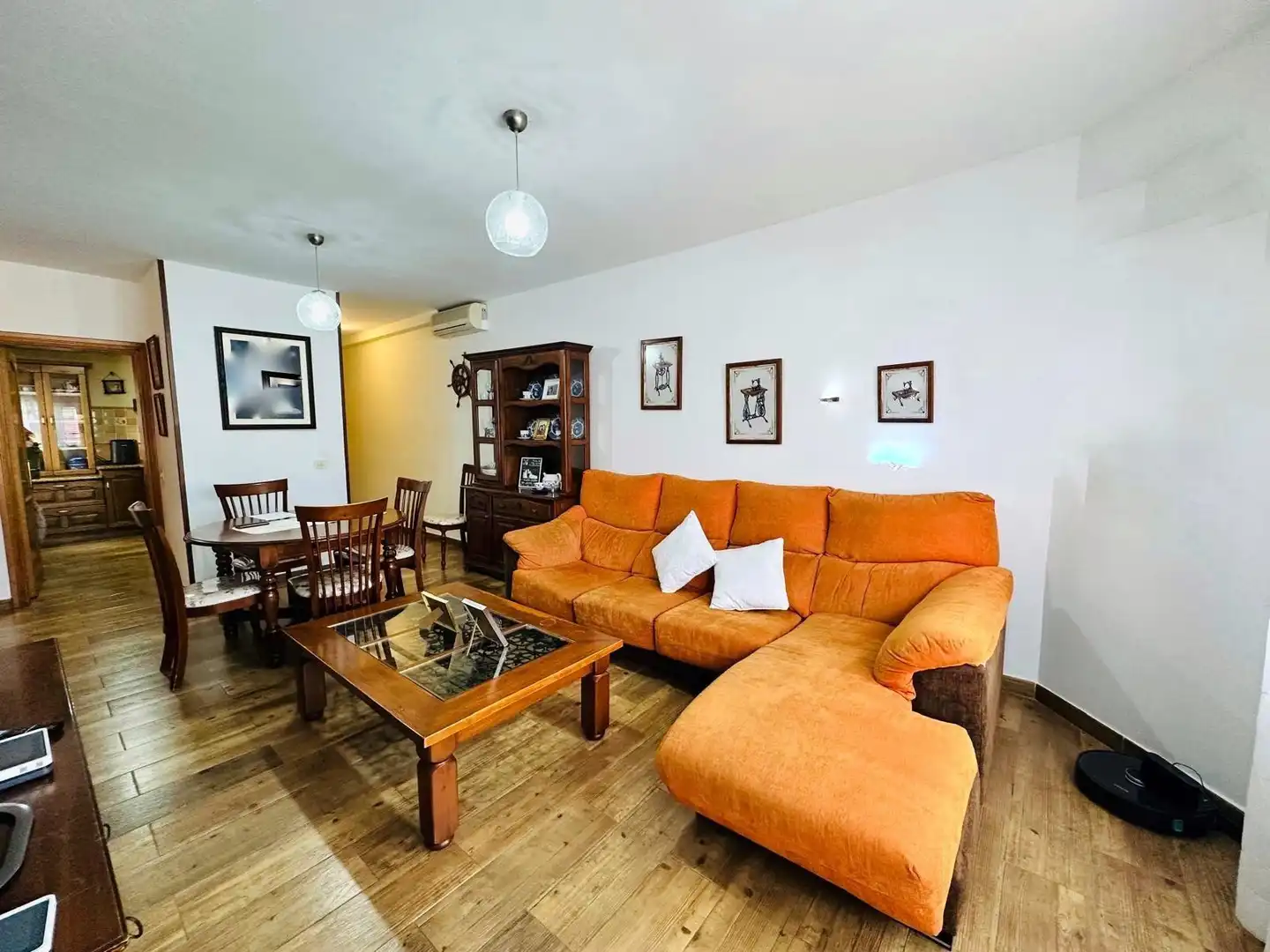 Sala d'estar de Apartament en venda en Santa Lucía de Tirajana amb Aire condicionat i Moblat