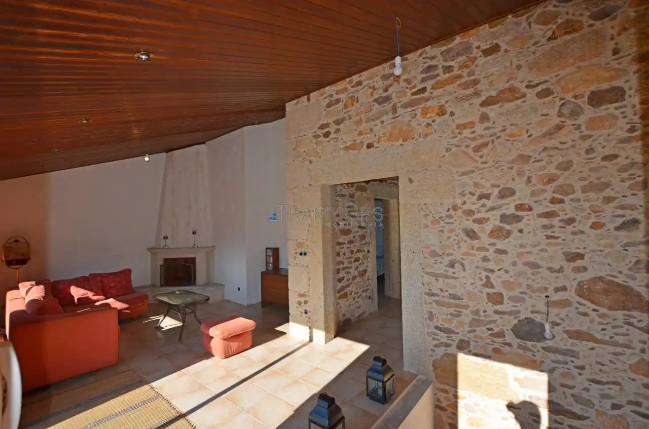 Finca rústica en venta en O Rosal   con Calefacción, Jardín privado y Terraza