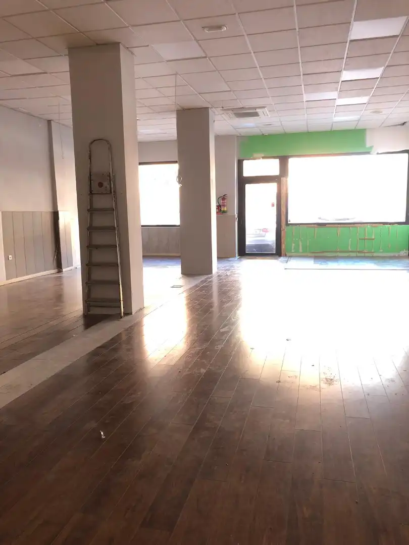 Local comercial en alquiler en Calle Alfonso XIII, imagen 5