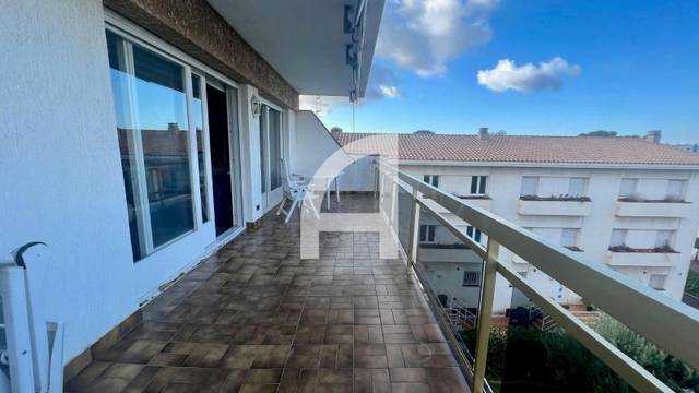 Piso en Alquiler en Reverend Joan Lloveras en Garraf