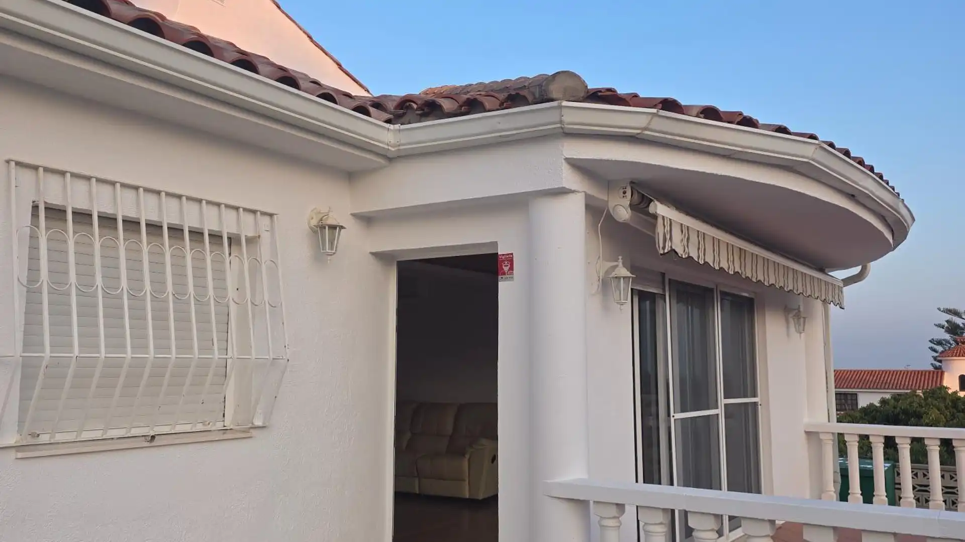 Vista exterior de Casa o chalet en venta en Vinaròs con Terraza y Piscina