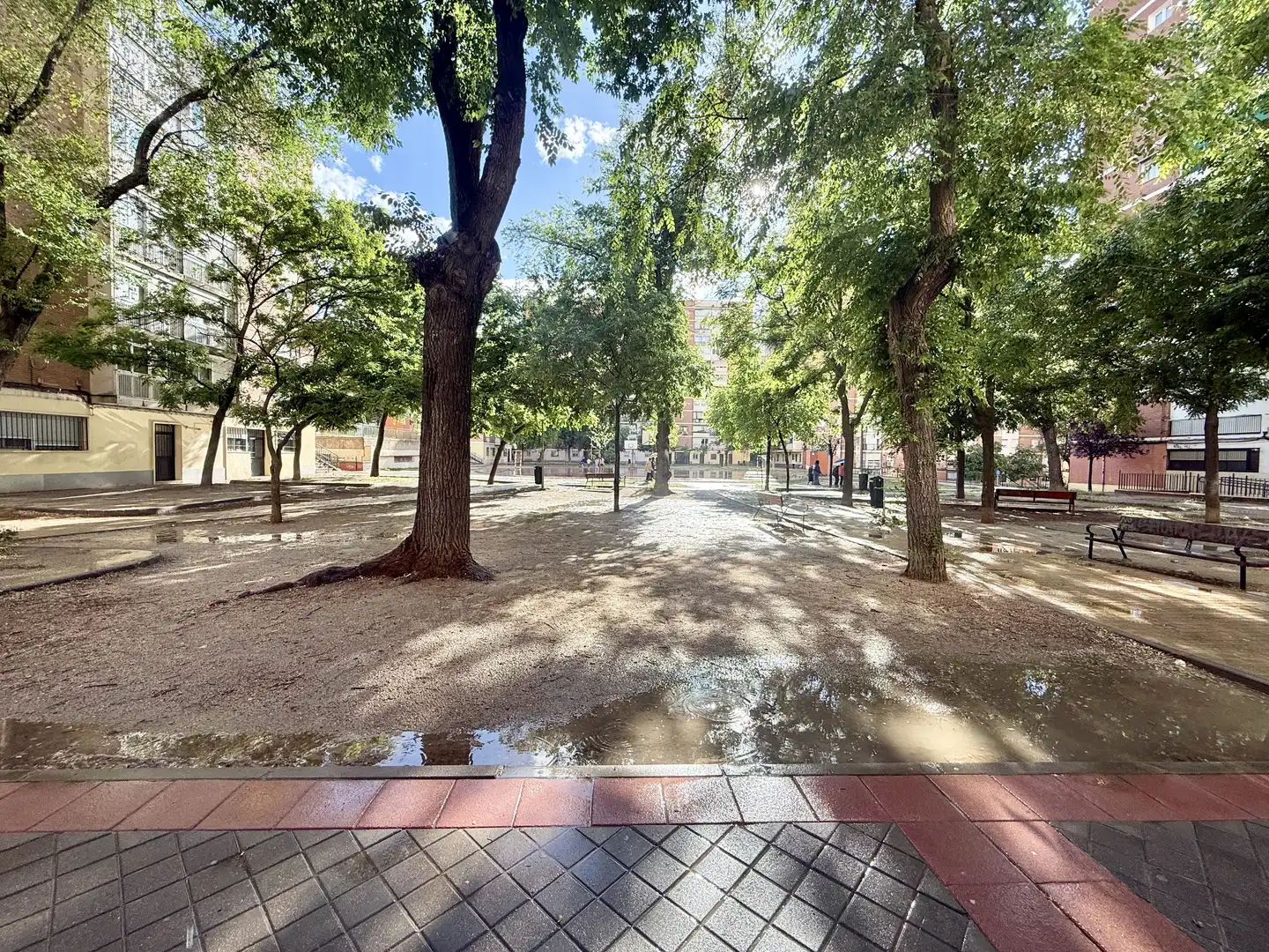 Vista exterior de Piso en venta en Madrid con Aire acondicionado y Terraza