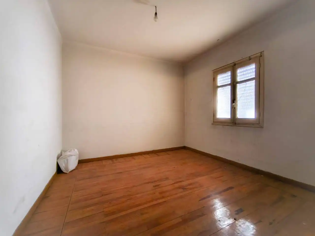 Dormitori de Pis en venda en Burgos amb Parquet i Terrassa