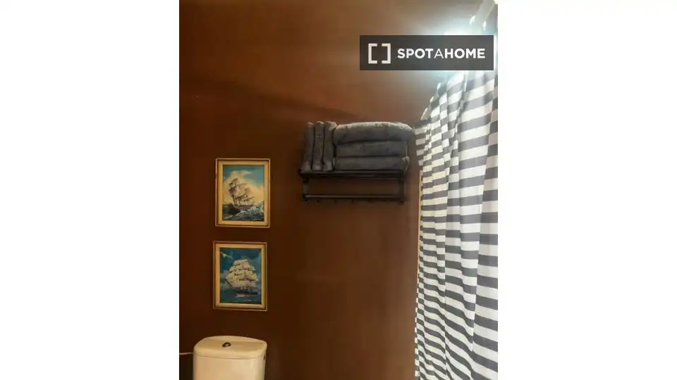 Room in Provençals del Poblenou