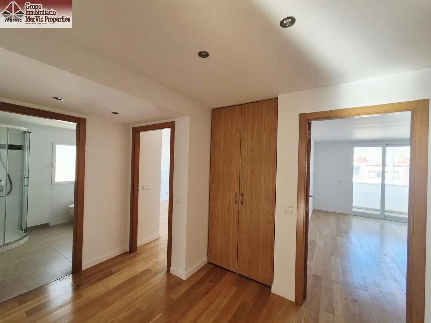 Casa aparellada amb terrassa en venda a L'Albir, imagen 18