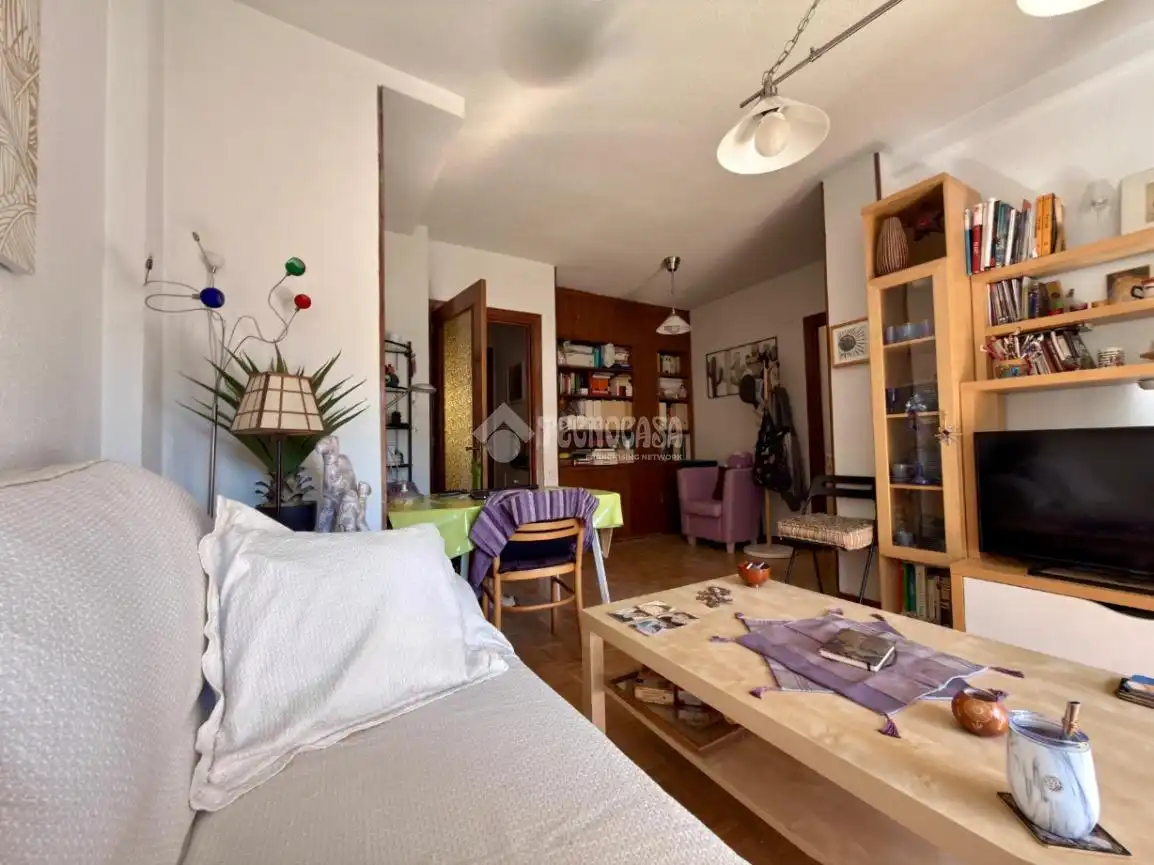 Sala d'estar de Pis en venda en Madrid amb Aire condicionat, Calefacció i Parquet