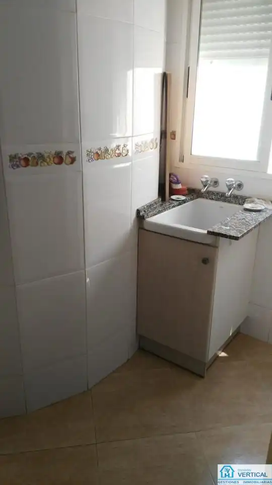 Baño de Piso de alquiler en Chilches / Xilxes con Aire acondicionado, Calefacción y Terraza
