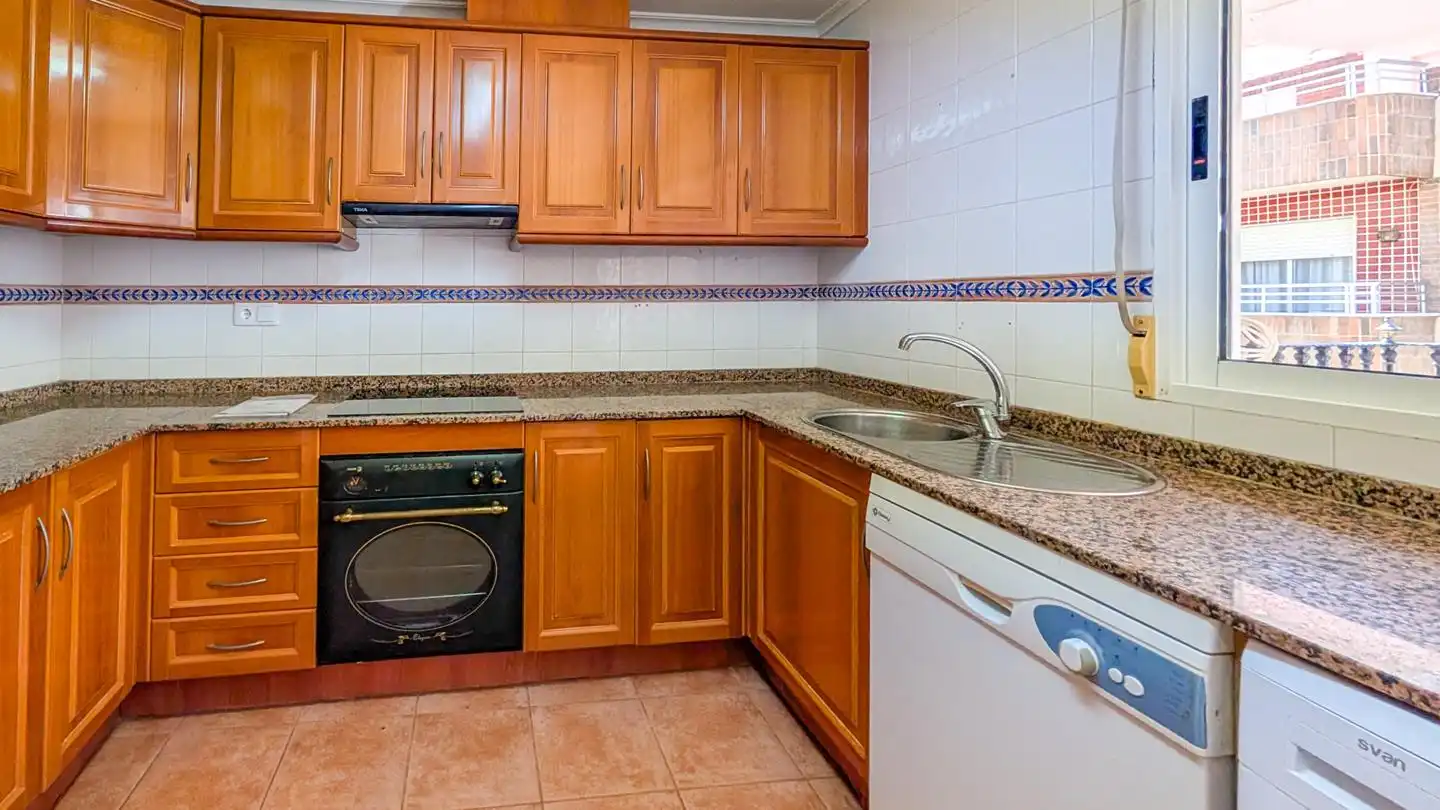 Kitchen of Flat for sale in Santa Pola  with Air Conditioner, Heating and Terrace