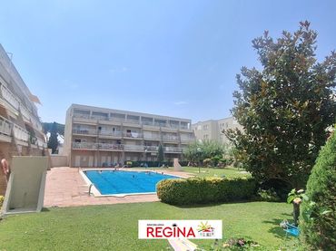 Appartement compact avec balcon à vendre à Avinguda Riells