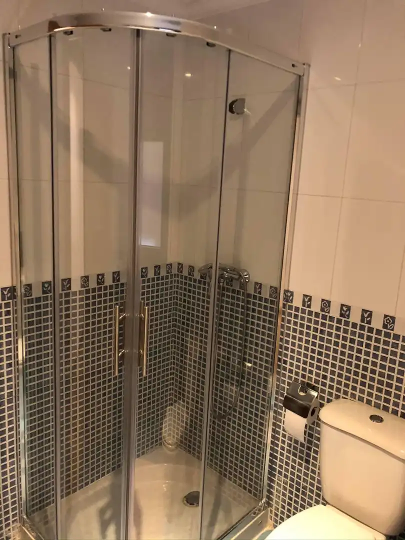 Baño de Piso en venta en Seseña con Aire acondicionado, Calefacción y Parquet