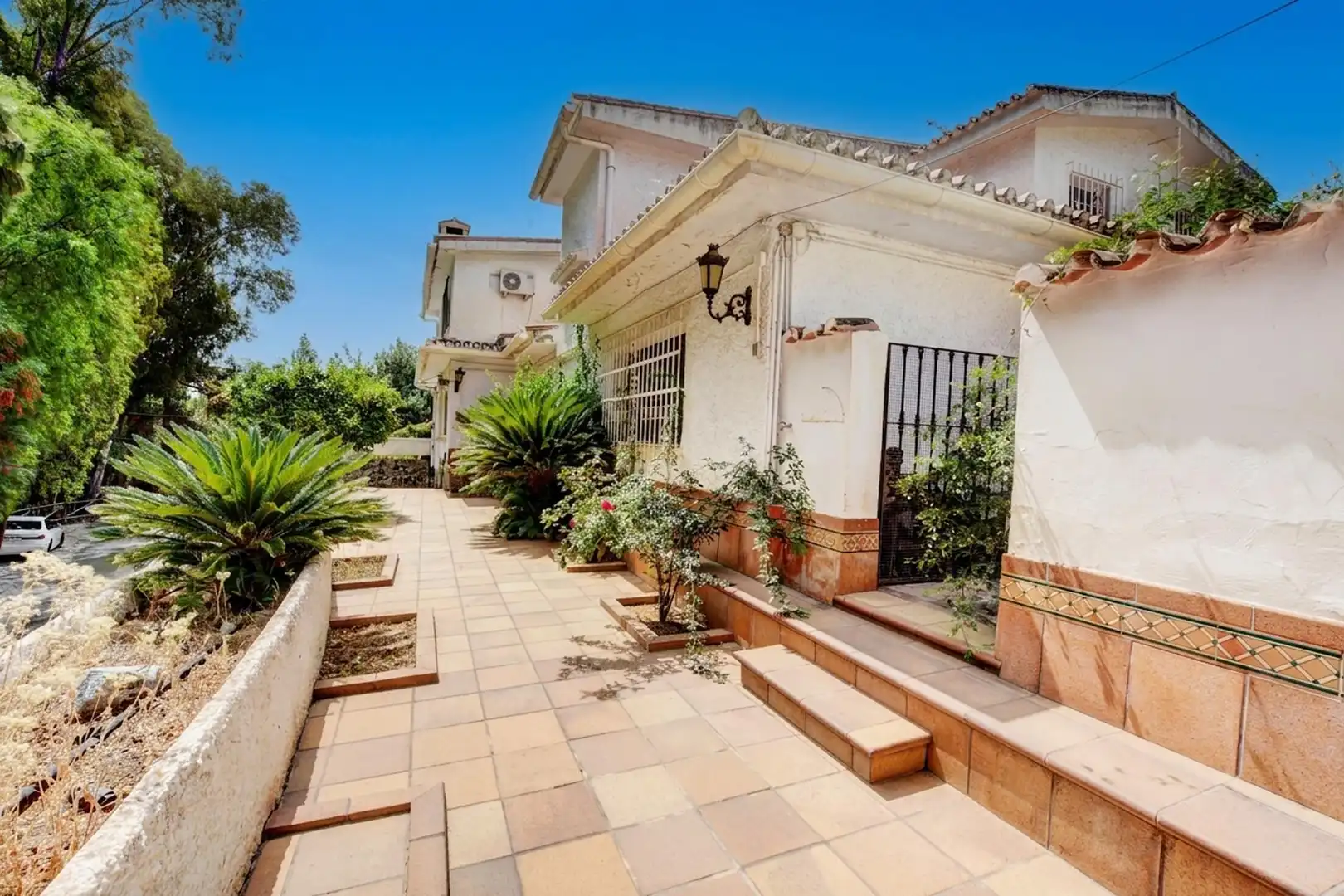 Vista exterior de Casa o chalet en venta en Málaga con Jardín privado, Terraza y Trastero