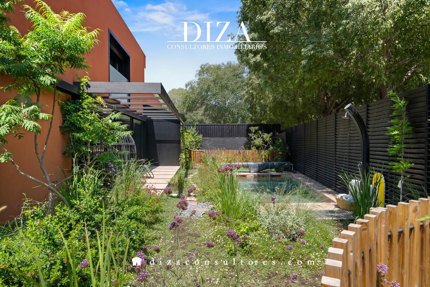 Jardí de Casa o xalet en venda en  Madrid Capital amb Calefacció, Jardí privat i Parquet