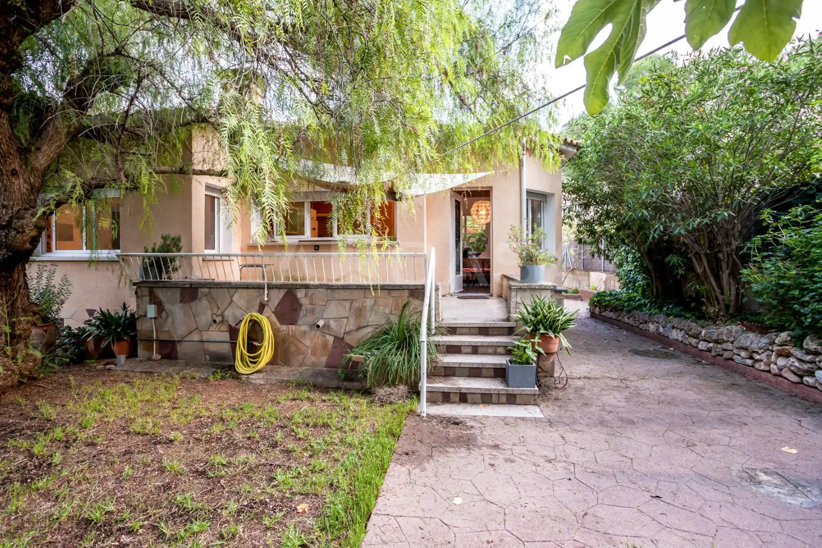 Exterior view of Houses for sale in Castelldefels  with Terrace