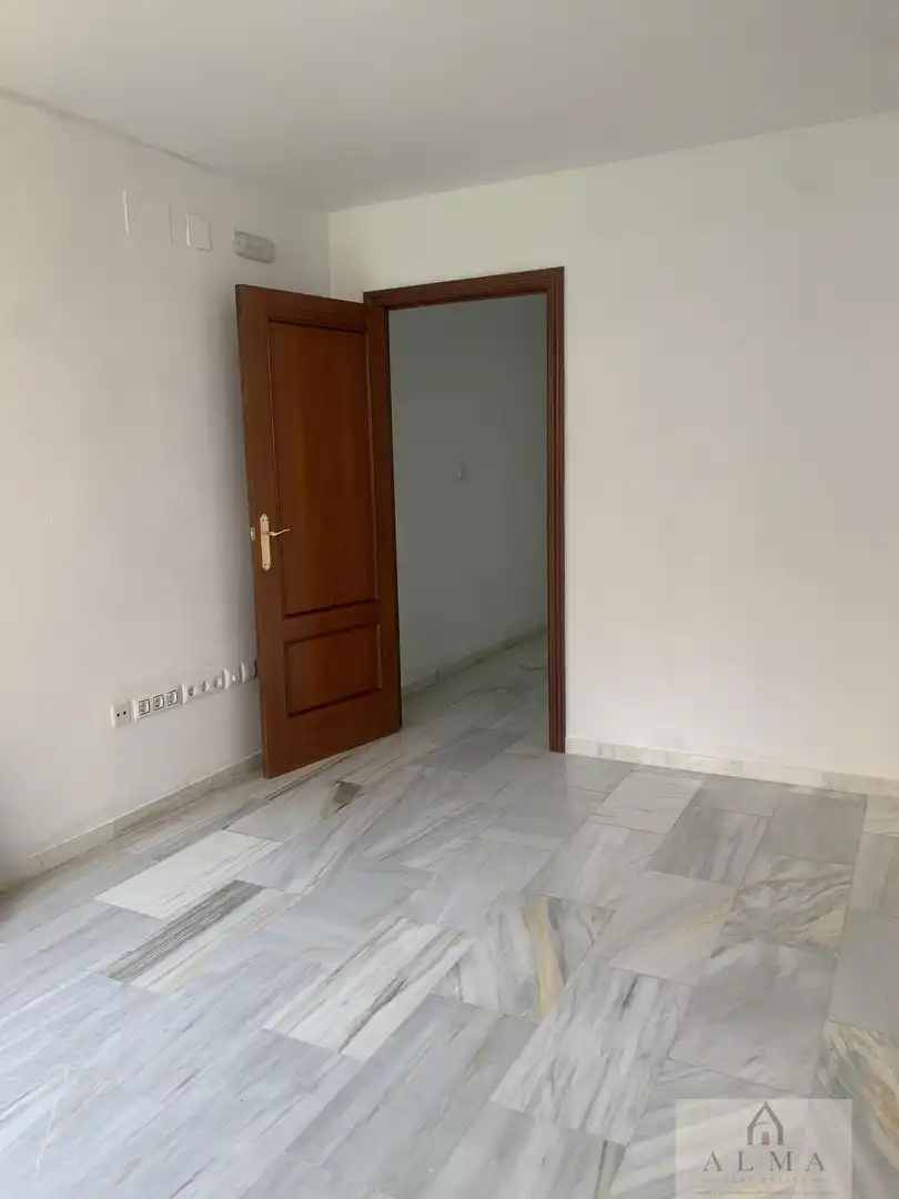 Gewerbefläche zur Miete in Almendralejo, imagen 2