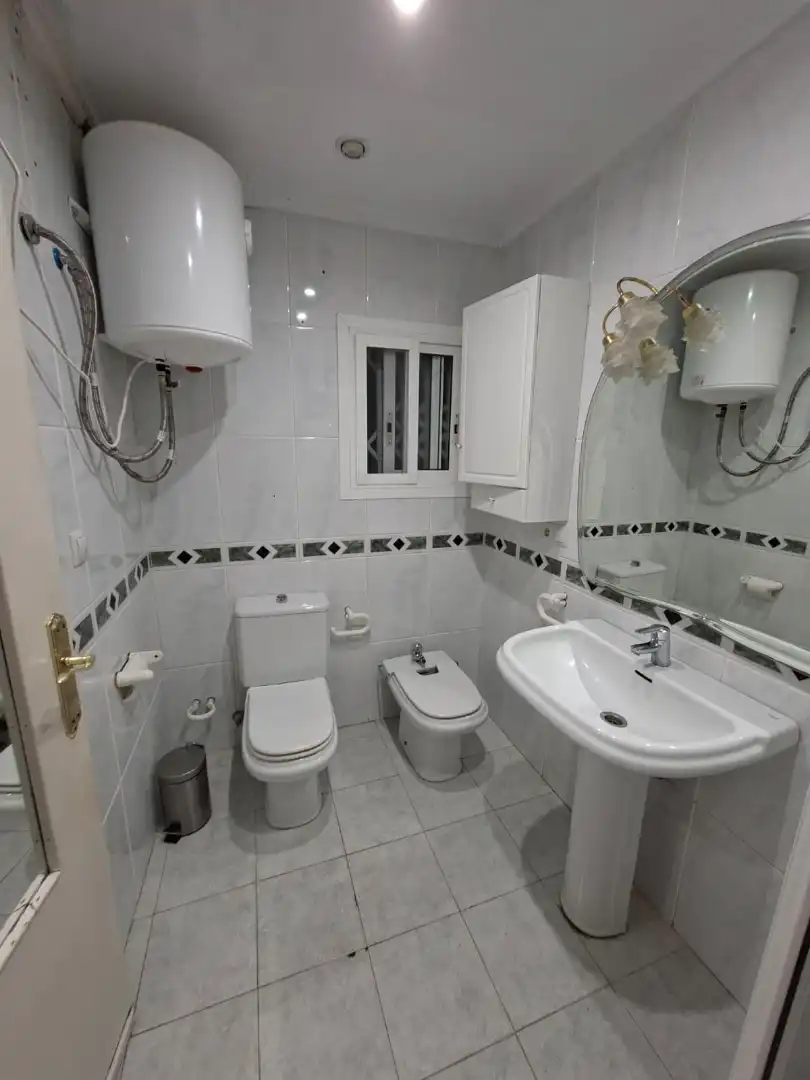 Baño de Piso en venta en Valencia con Aire acondicionado
