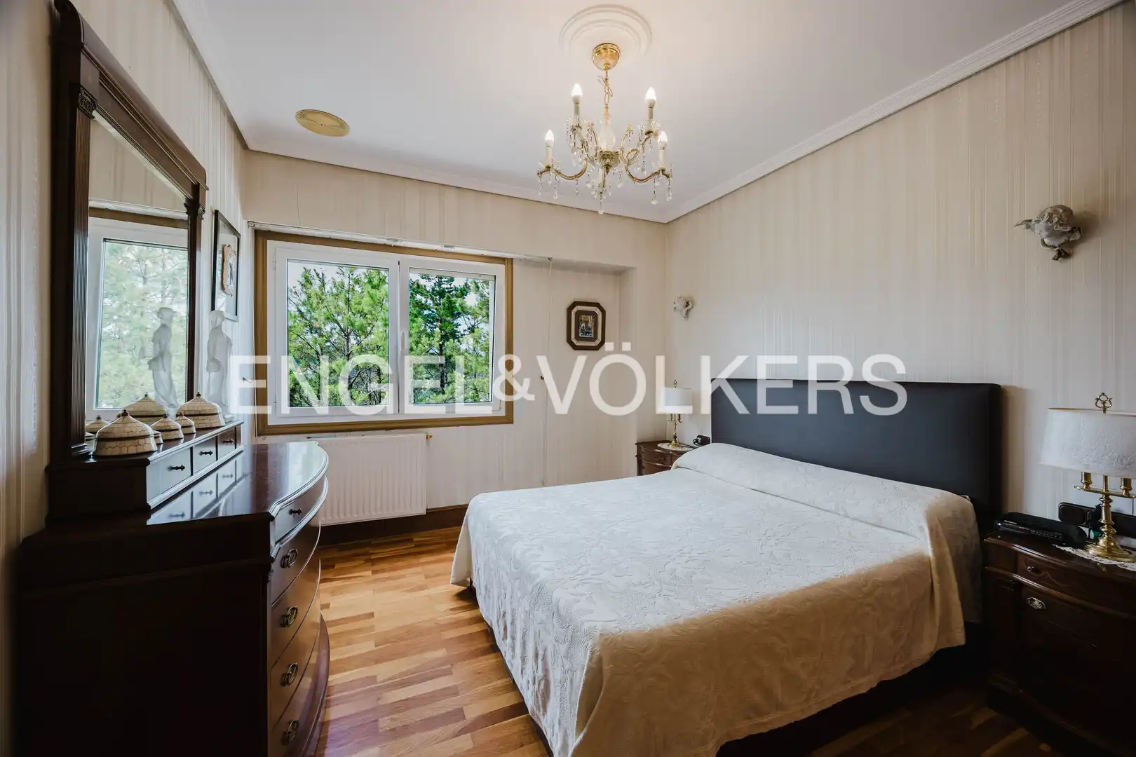 Bedroom of Houses for sale in Donostia - San Sebastián   with Air Conditioner, Heating and Private garden