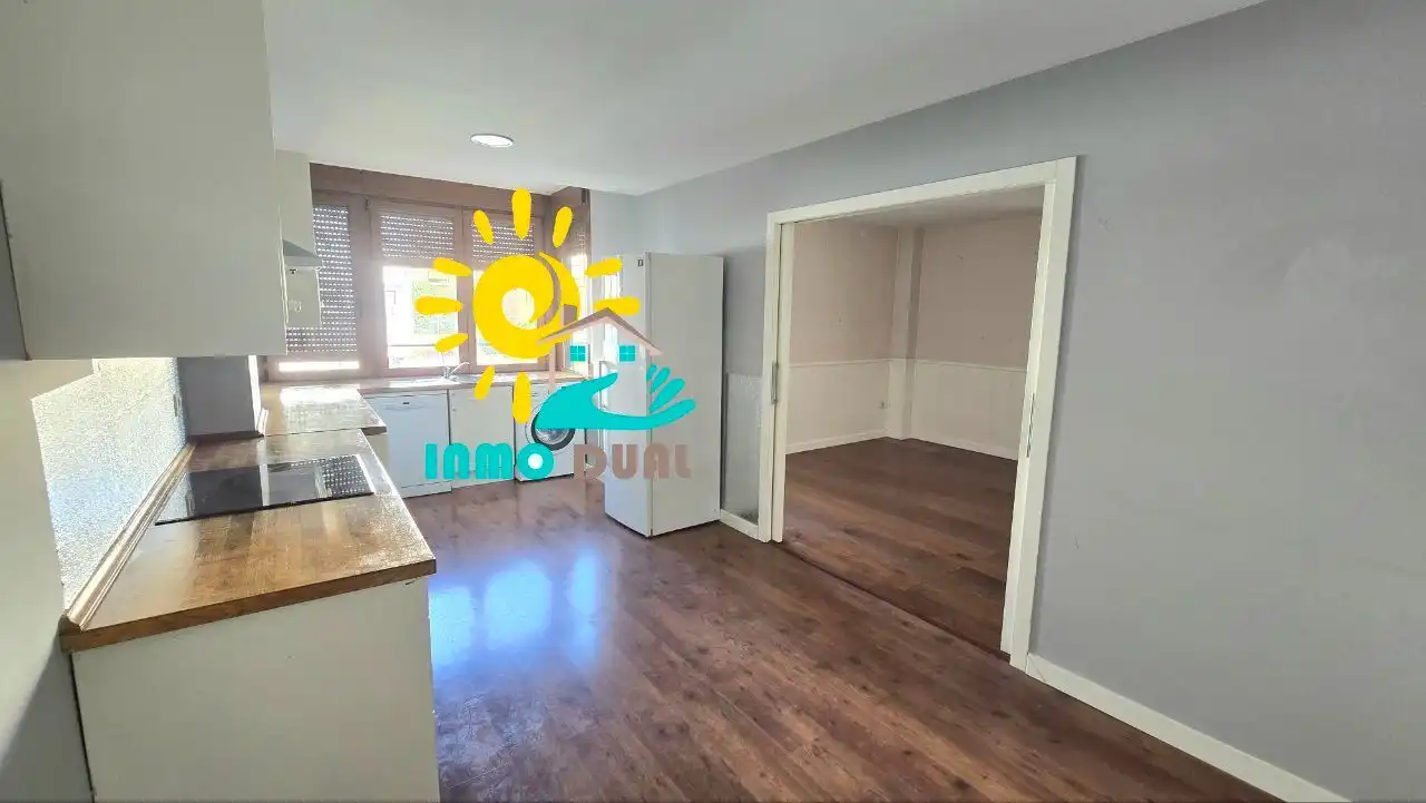 Exterior view of Flat for sale in Badajoz  with Air Conditioner, Heating and Terrace