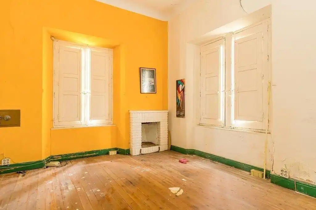 Sala d'estar de Local en venda en Gordoncillo amb Parquet