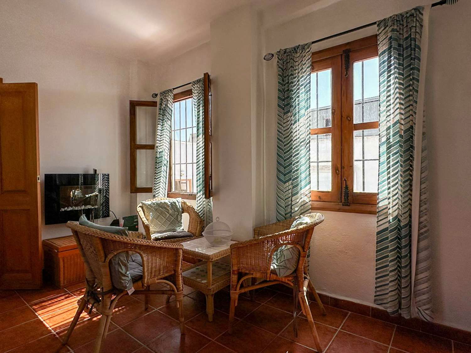 Living room of Country house for sale in Salobreña  with Air Conditioner, Terrace and Storage room