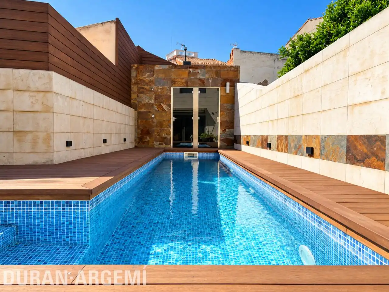 Piscina de Casa o xalet en venda en Terrassa amb Aire condicionat, Calefacció i Jardí privat
