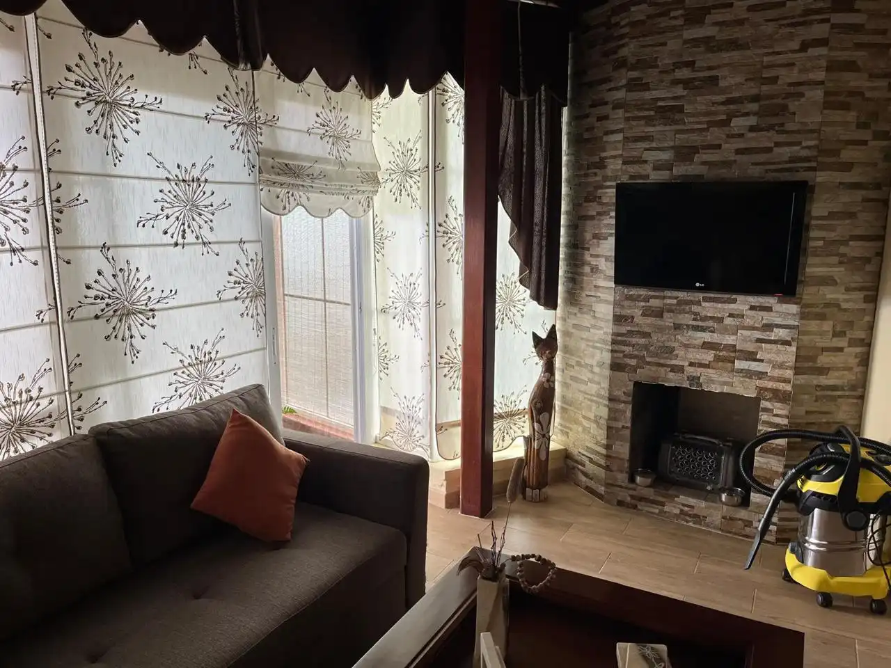 Sala de estar de Casa o chalet en venta en Los Realejos con Terraza, Amueblado y Balcón