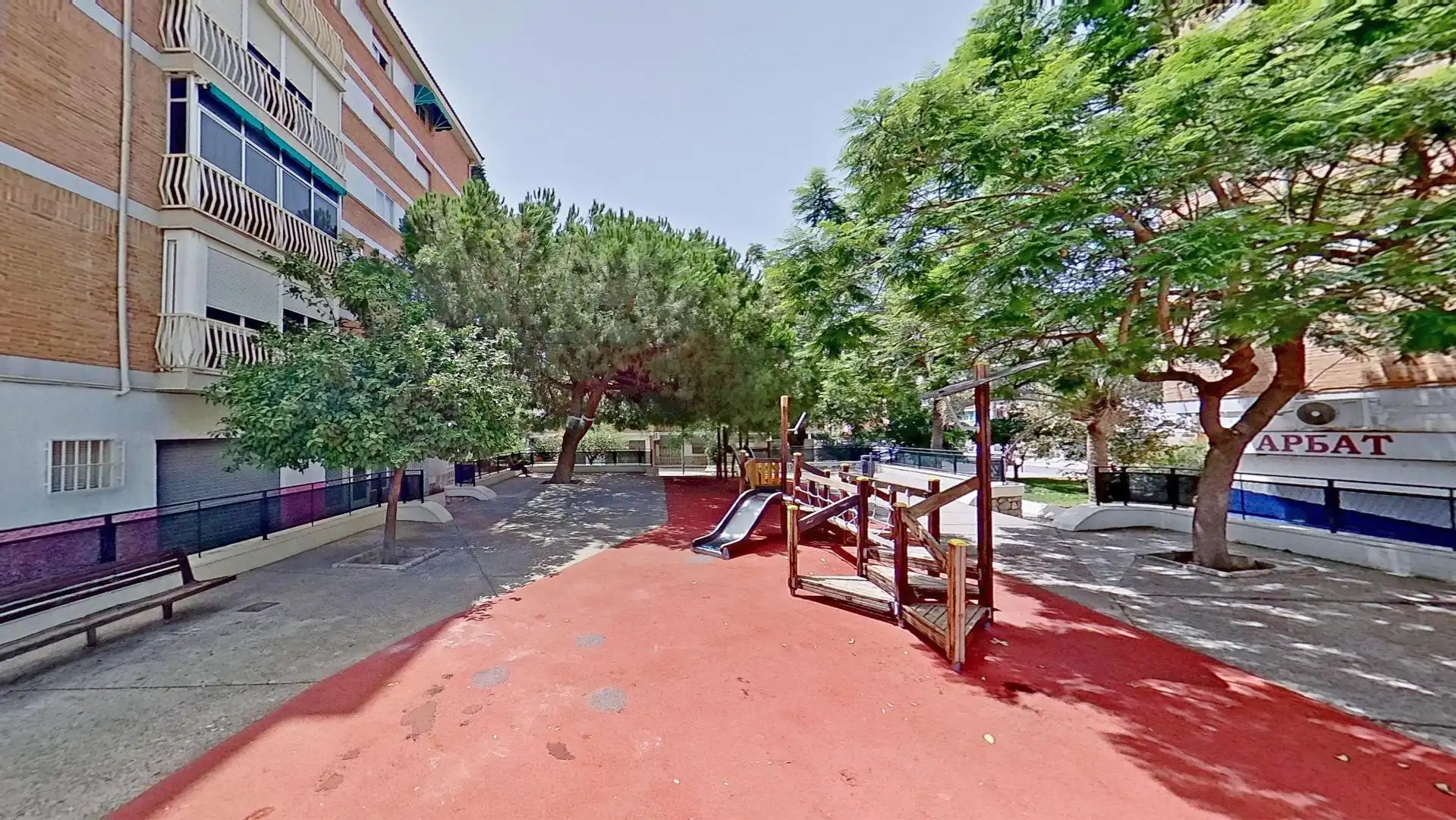 Vista exterior de Pis en venda en Motril amb Balcó