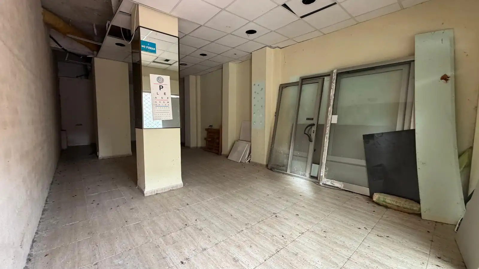 Local comercial de lloguer a Calle Juan de la Cosa 2, imagen 6