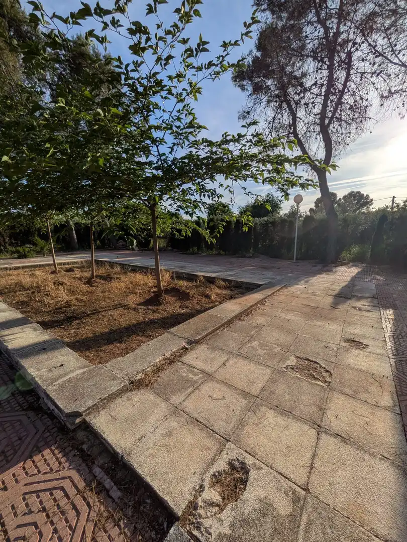 Finca rústica en venta en Miguelturra con Aire acondicionado, Calefacción y Jardín privado
