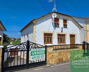 Vista exterior de Casa o xalet en venda en Coaña amb Moblat