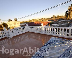 Terrassa de Casa o xalet en venda en Sagunto / Sagunt amb Terrassa i Piscina