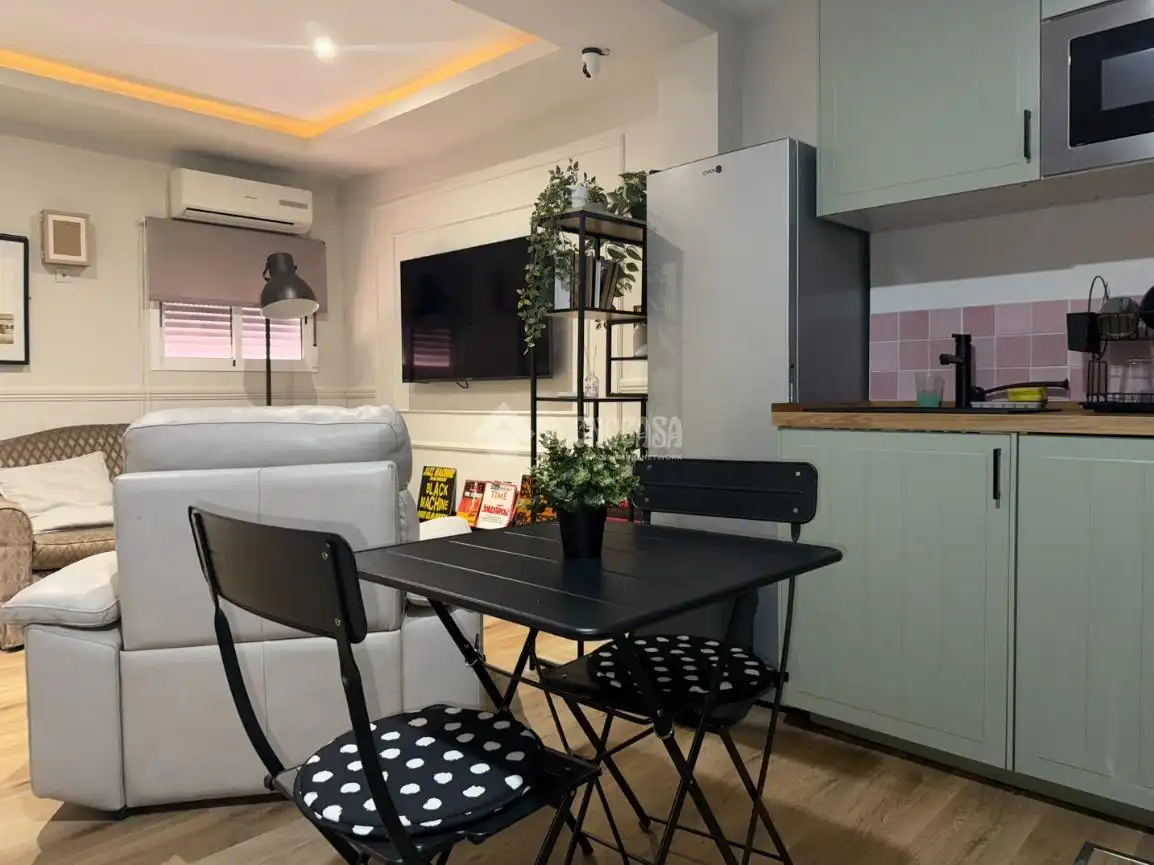 Living room of Flat for sale in Sevilla