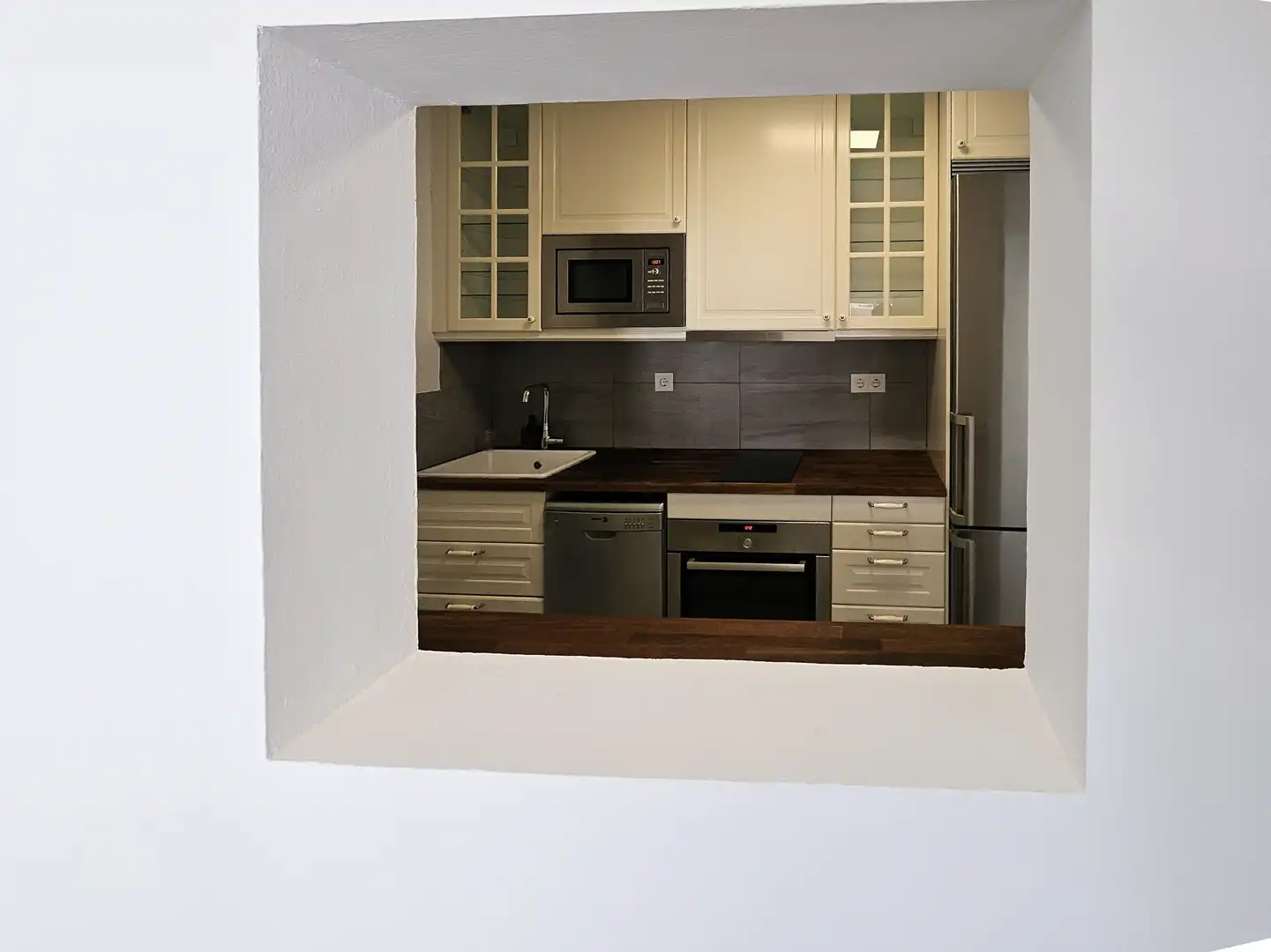Cocina de Apartamento en venta en Madrid con Aire acondicionado, Horno y Microondas