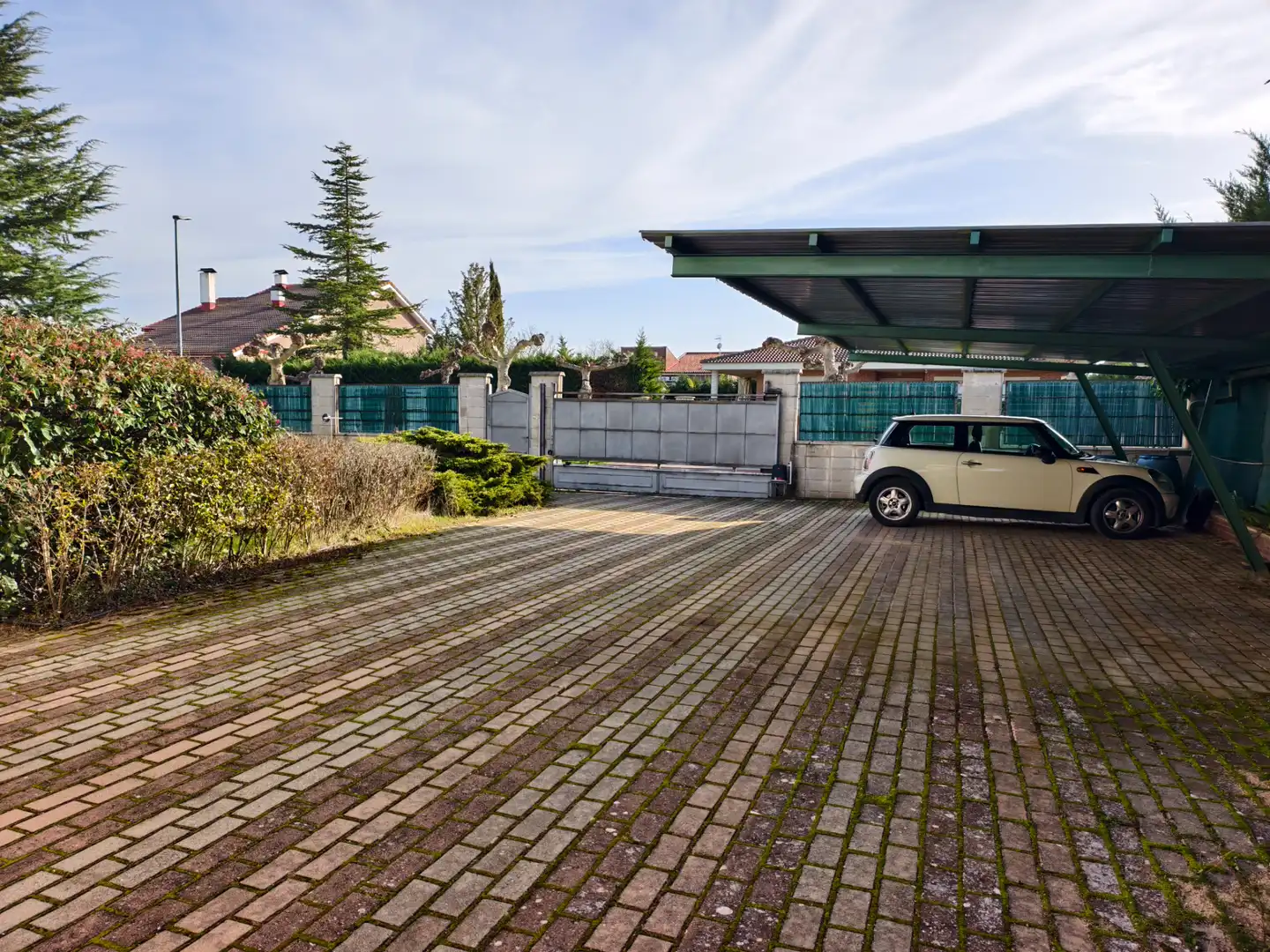 Parking de Casa o chalet en venta en Grijota con Calefacción, Jardín privado y Piscina