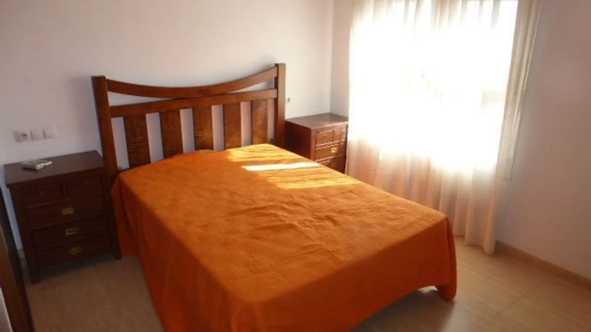 Dormitori de Apartament en venda en Roquetas de Mar amb Aire condicionat i Piscina comunitària