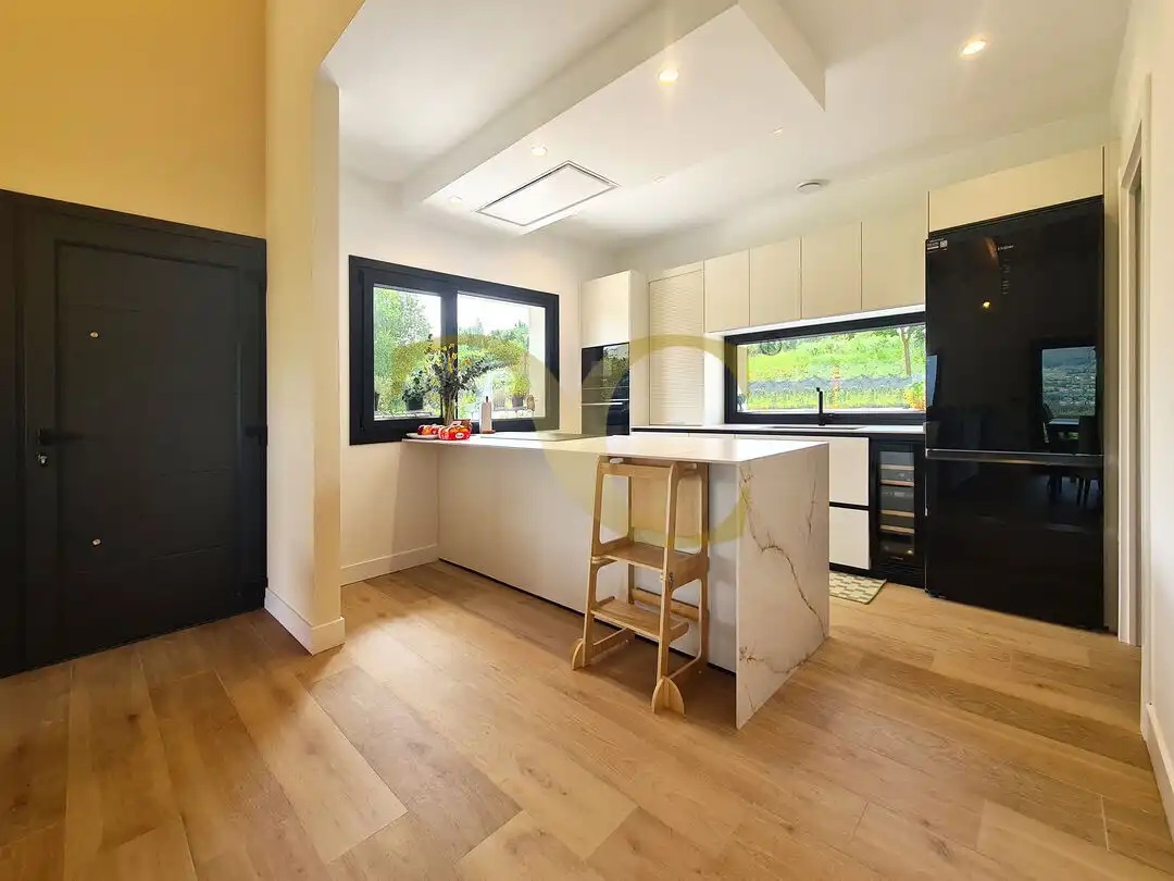 Kitchen of Houses for sale in Oviedo   with Air Conditioner, Heating and Private garden