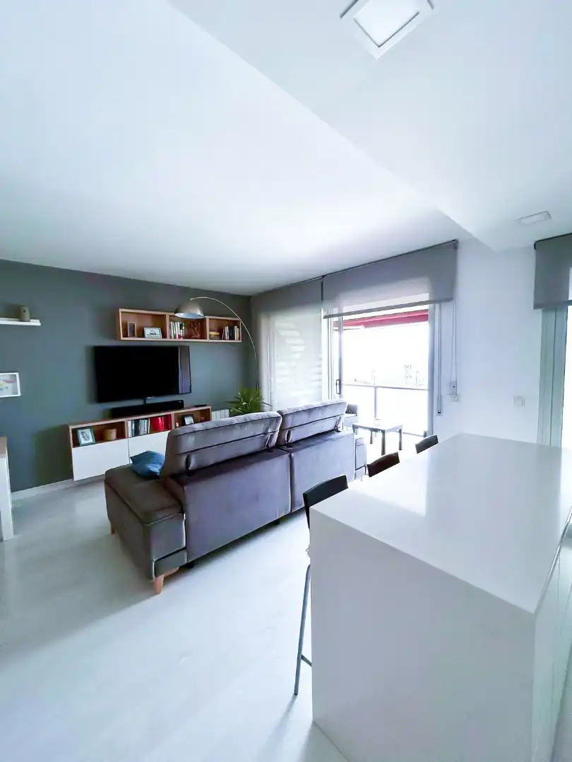Sala de estar de Ático en venta en Montgat con Aire acondicionado, Calefacción y Parquet