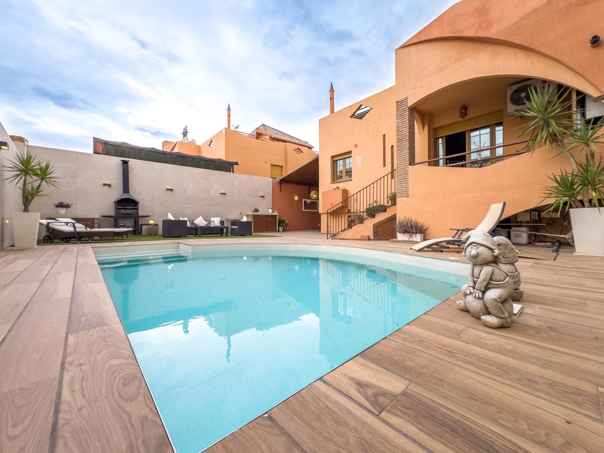 Piscina de Casa o xalet en venda en Las Gabias amb Calefacció, Jardí privat i Terrassa