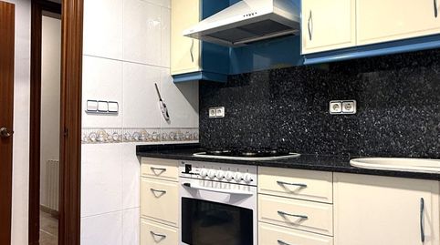 Foto 4 de Piso en venta en La Gavarra, Cornellà de Llobregat