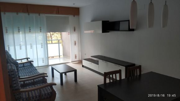 Living room of Flat to rent in Manises  with Air Conditioner, Oven and Washing machine