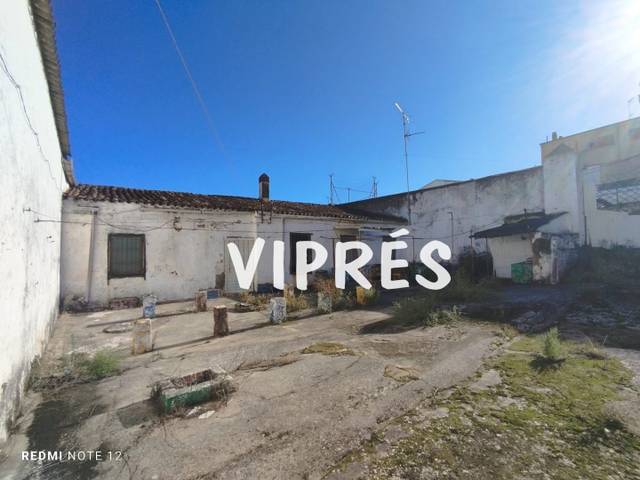 Casa-chalet en Venta en Casco Antiguo