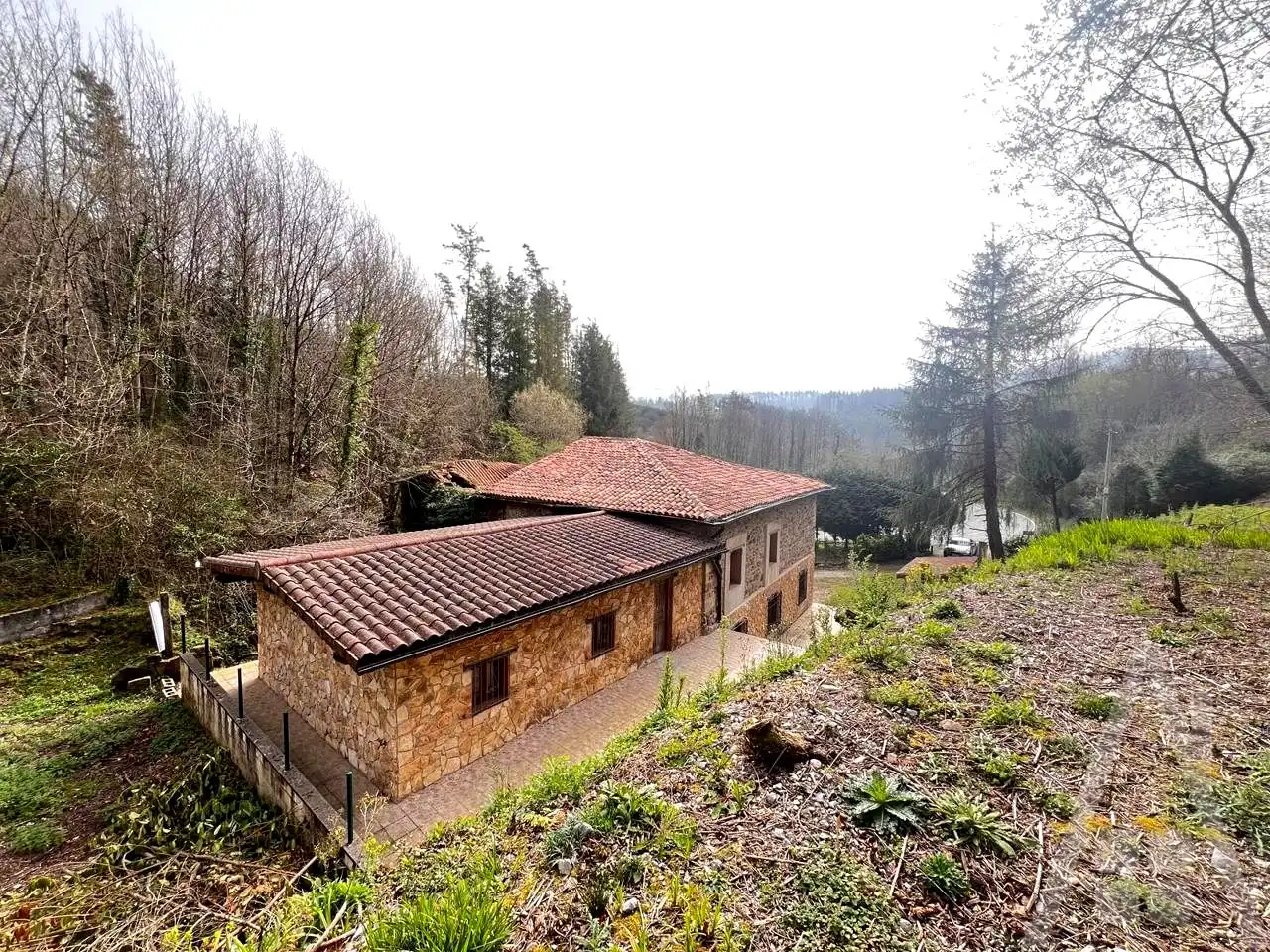 Vista exterior de Casa o xalet en venda en Munitibar-Arbatzegi Gerrikaitz amb Calefacció, Jardí privat i Terrassa